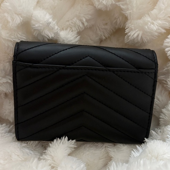 Yves Saint Laurent Black Chevron Wallet with Gold Logo - Picture 4 of 4